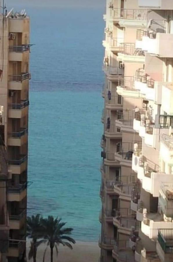 شقة مميزة فى الهانوفيل الاسكندرية ترى البحر جانبى " Alex " Apartment Alexandria Bagian luar foto