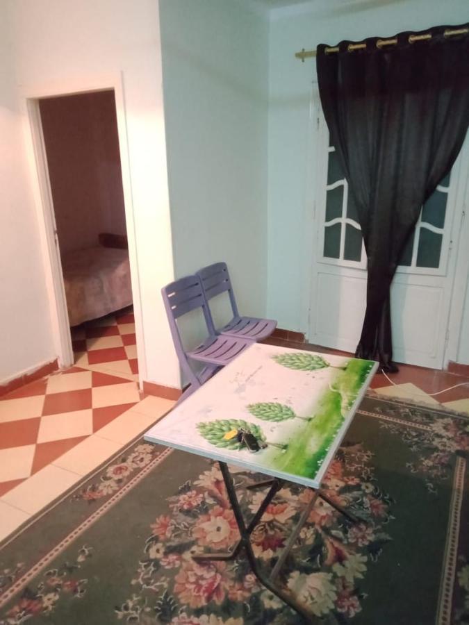 شقة مميزة فى الهانوفيل الاسكندرية ترى البحر جانبى " Alex " Apartment Alexandria Bagian luar foto